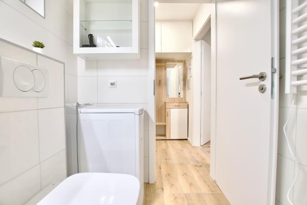 Standard By Hi5-horvath Mihaly Square * Budapest
